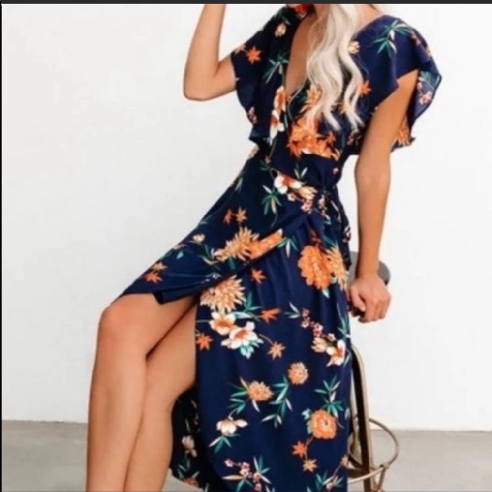 Vici Dolls Up past midnight Wrap dress